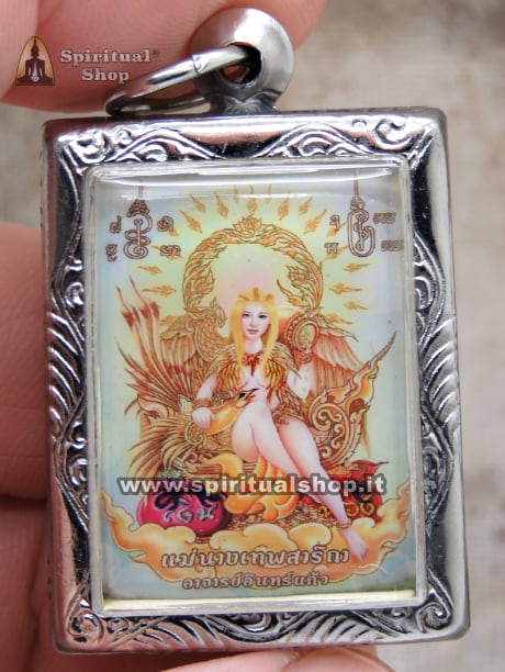 amuleto thailandese dea sarika