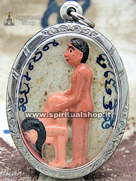 amuleto thailandese per uomo