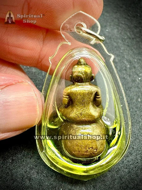 AMULETO CONTRO IL MALOCCHIO, FATTURE e SFORTUNA. ATTIRA INOLTRE RICCHEZZA e SUCCESSO. BENEDETTO DAL MONACO e POTENZIATO CON OLIO SACRO VERDE THAILANDESE!