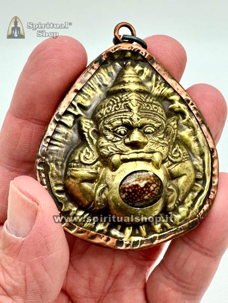 PODEROSO AMULETO THAILANDESE "MASTER RAHU TEMPLE" APRI LA PORTA CHE TI SEPARA DALLA RICCHEZZA, ABBONDANZA, PROSPERITA' CHE MERITI! UNICO PEZZO DAL TEMPIO UFFICIALE DI RAHU. TELA DI RAHU IN REGALO ENTRA E LEGGI*
