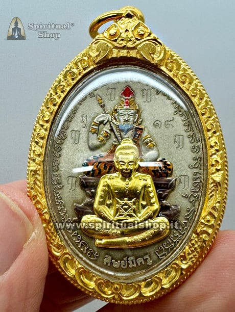 🔥 AMULETO THAILANDESE SAK YANT RUESI SUPER POWER SVILUPPO ENERGIE MENTALI, CARISMI, VEGGENZA, TELECINESI, IMPOSIZIONI A DISTANZA, PROTEZIONE (Veste Minaco con Yants, Temple Box e Certificato Cerimonia) UNICO PEZZO*