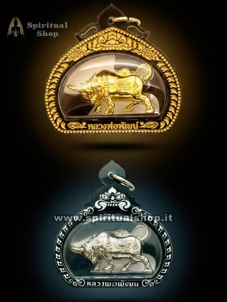 Amuleto Thailandese "TORO FRECCIA" (วัวธนู Wua Thanu) Annulla Magia Nera, Porta Fortuna negli Affari, Scudo contro Pericoli, Dona Comando e Rispetto (Scegli il Tuo Colore)