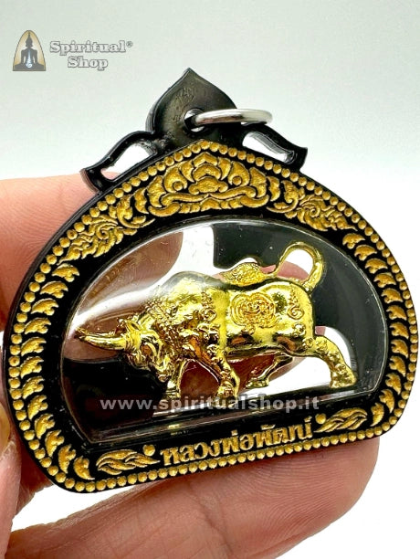 Amuleto Thailandese "TORO FRECCIA" (วัวธนู Wua Thanu) Annulla Magia Nera, Porta Fortuna negli Affari, Scudo contro Pericoli, Dona Comando e Rispetto (Scegli il Tuo Colore)