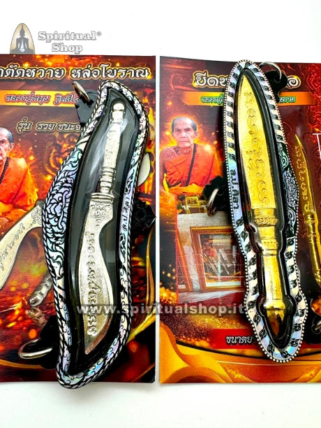 Talismano Thailandese MEED MOR PHRA KHWAN (Spade Rituali)