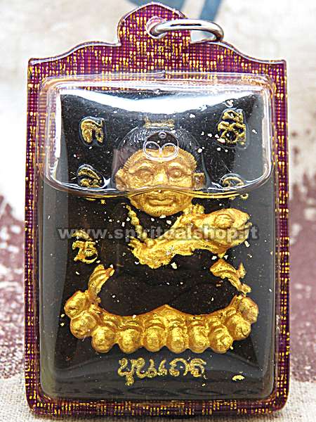 amuleto thailandese protettore nero