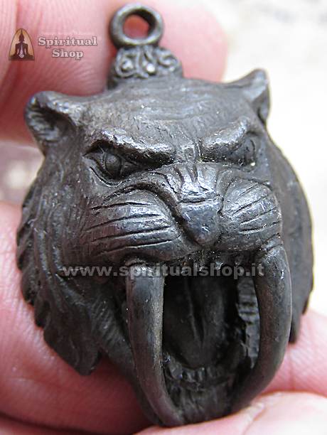 amuleto thailandese tigre zanne lunghe