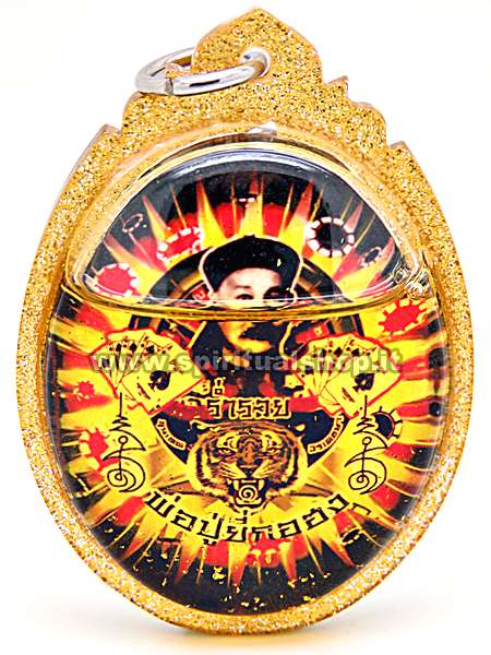 Hi go Hong amuleto thailandese