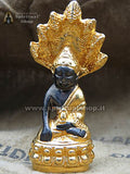 statuina buddha naga