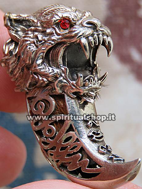 takrut zanna di tigre thailandese